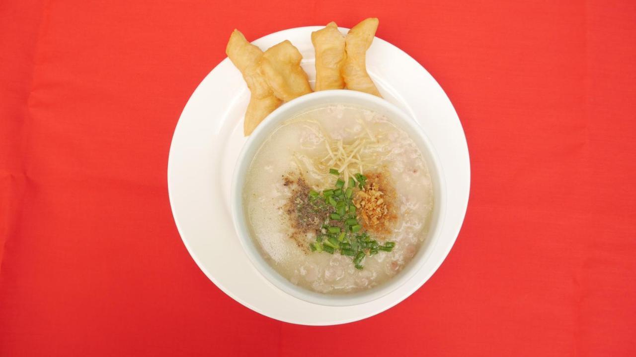Hotel October Phuket Ngoại thất bức ảnh