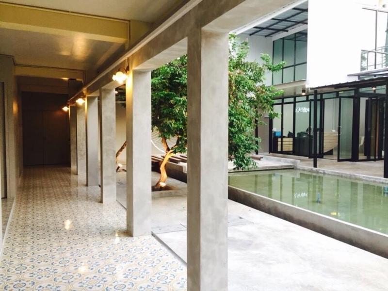 Hotel October Phuket Ngoại thất bức ảnh